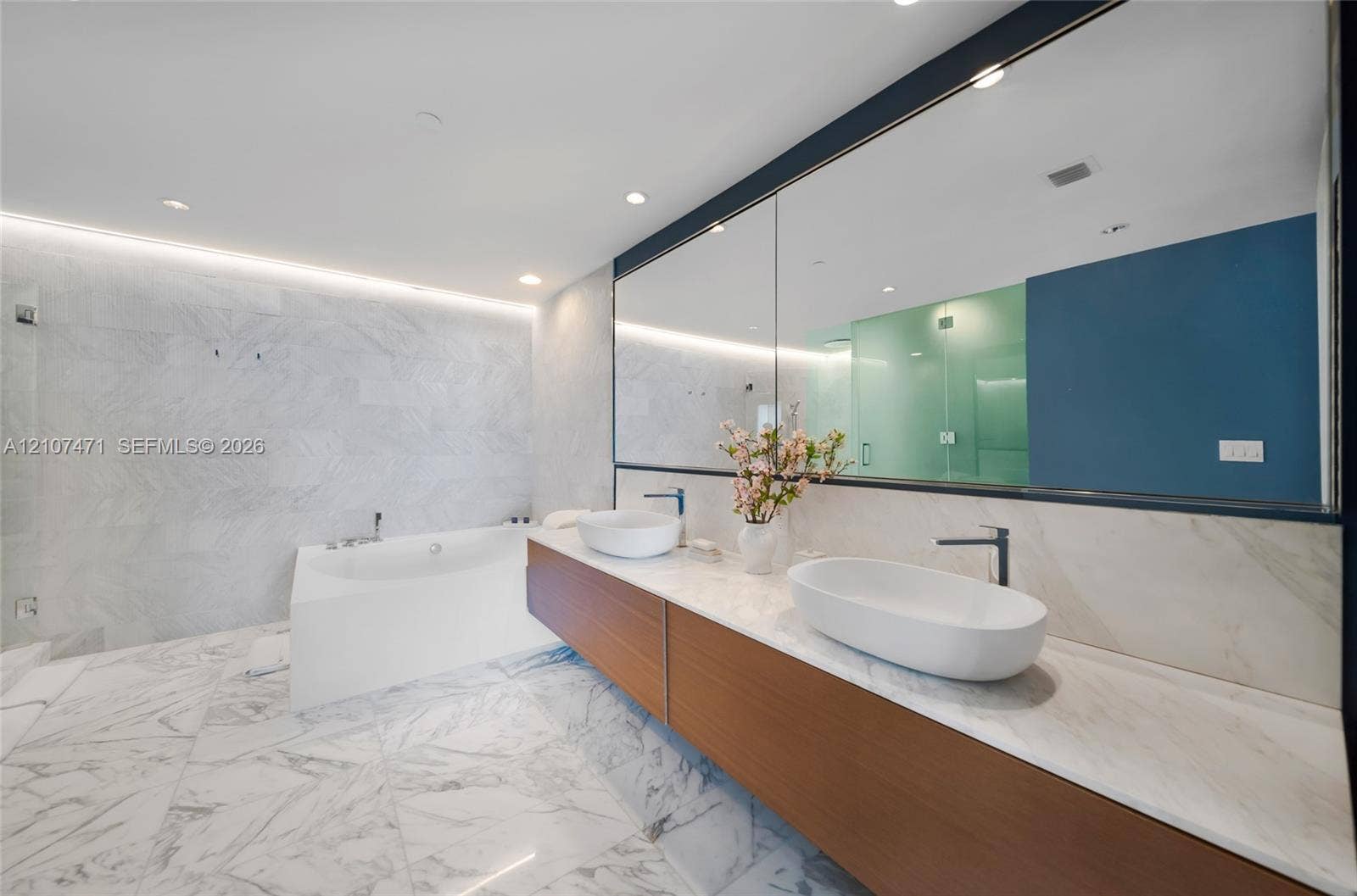 10201 Collins Avenue, #2506, Bal Harbour, Bal Harbour, FL 33154 Photo 16