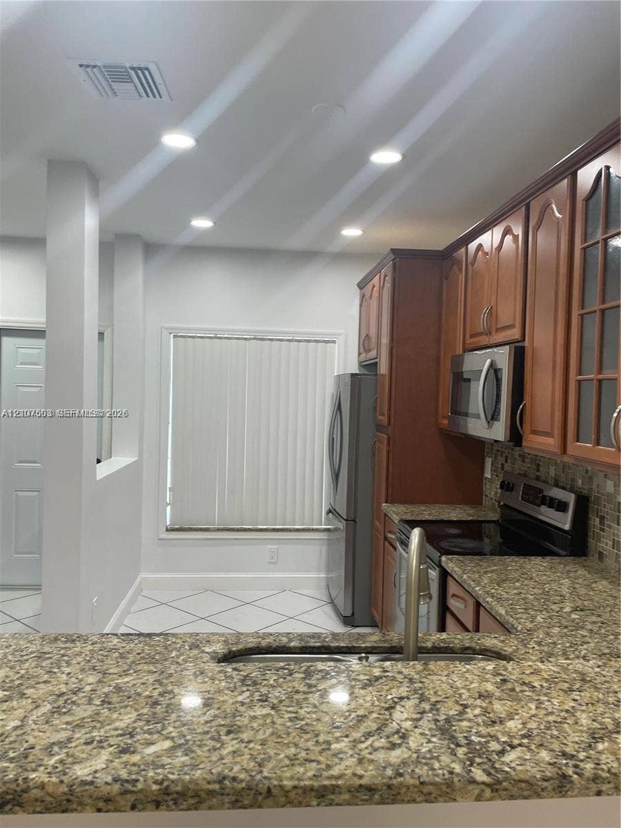 322 SW 120th Avenue, Pembroke Pines, Pembroke Pines, FL 33025 Photo 5