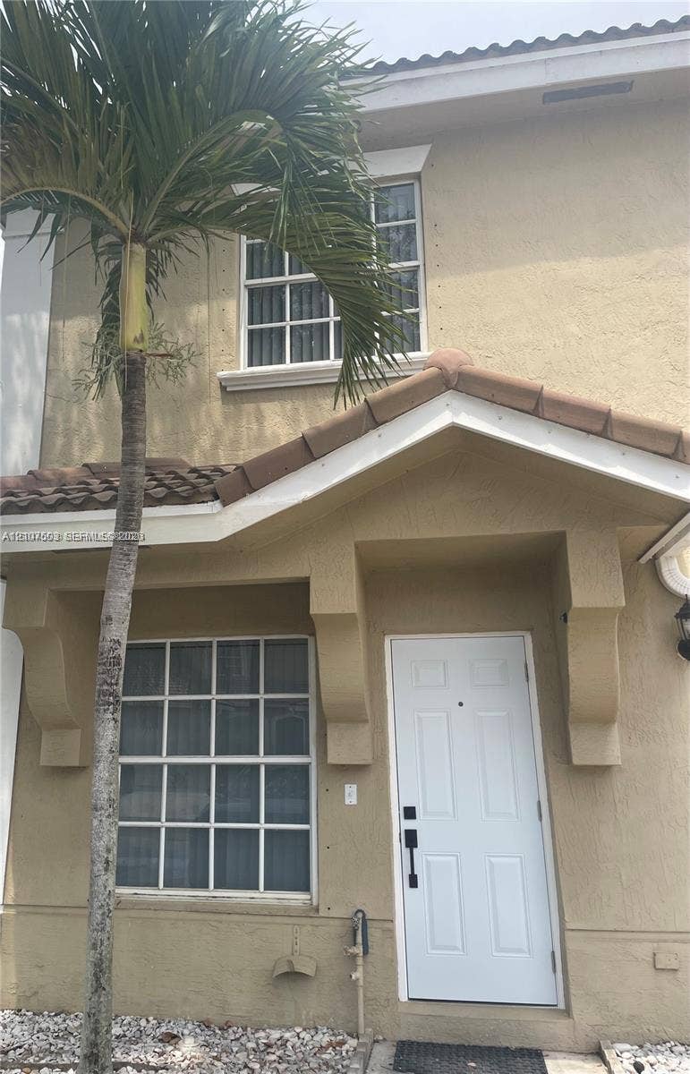 322 SW 120th Avenue, Pembroke Pines, Pembroke Pines, FL 33025 Photo 1