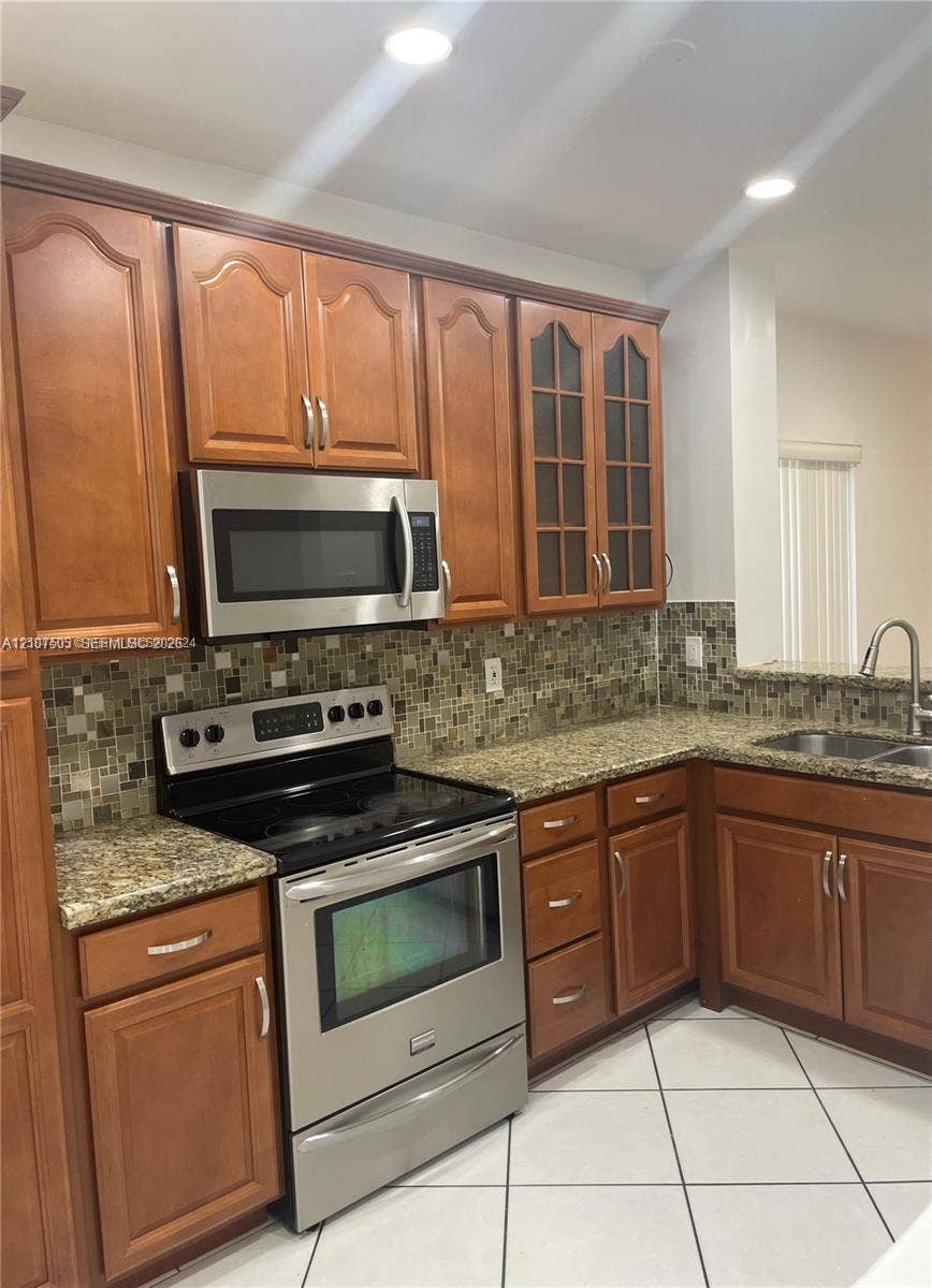 322 SW 120th Avenue, Pembroke Pines, Pembroke Pines, FL 33025 Photo 2