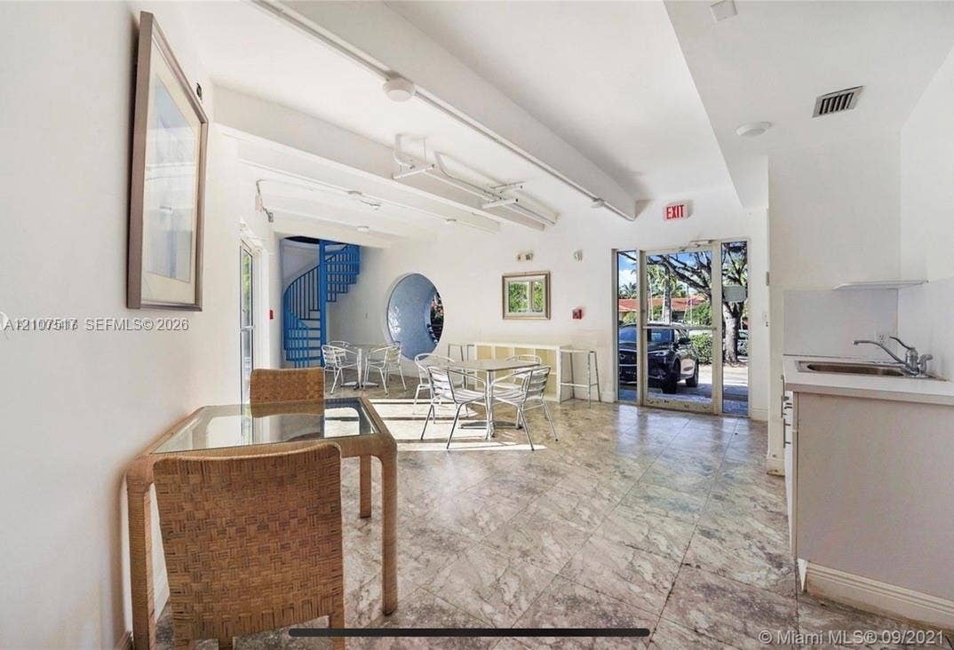 16531 NE 35th Avenue, #402-11, North Miami Beach, FL 33160 pool house club house