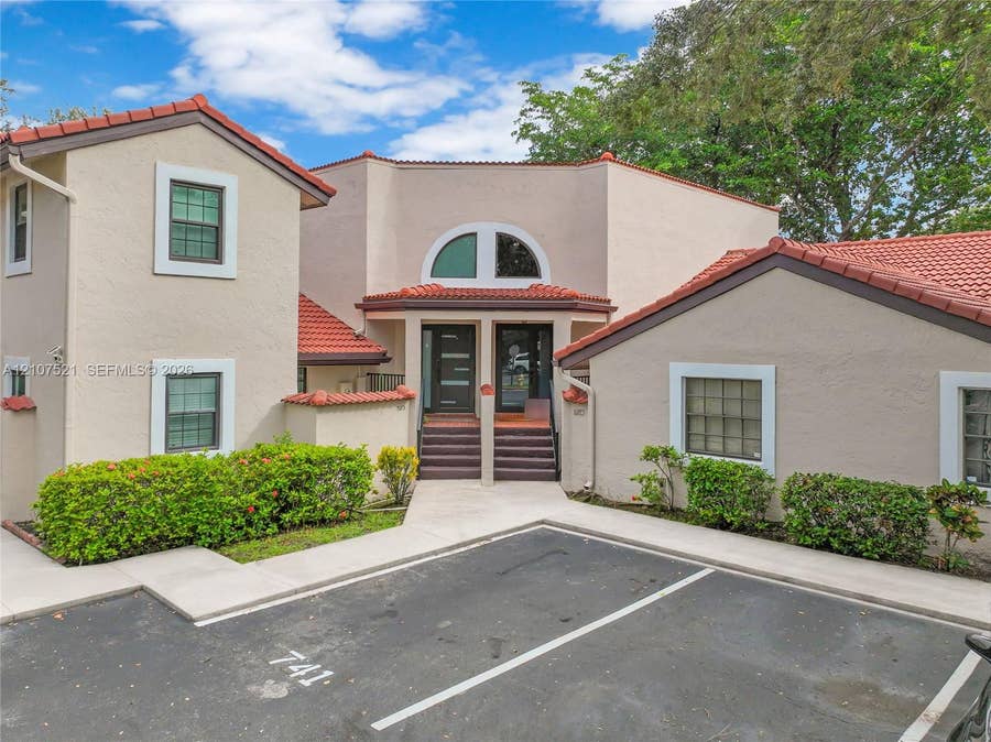 Property photo for Plantation, FL