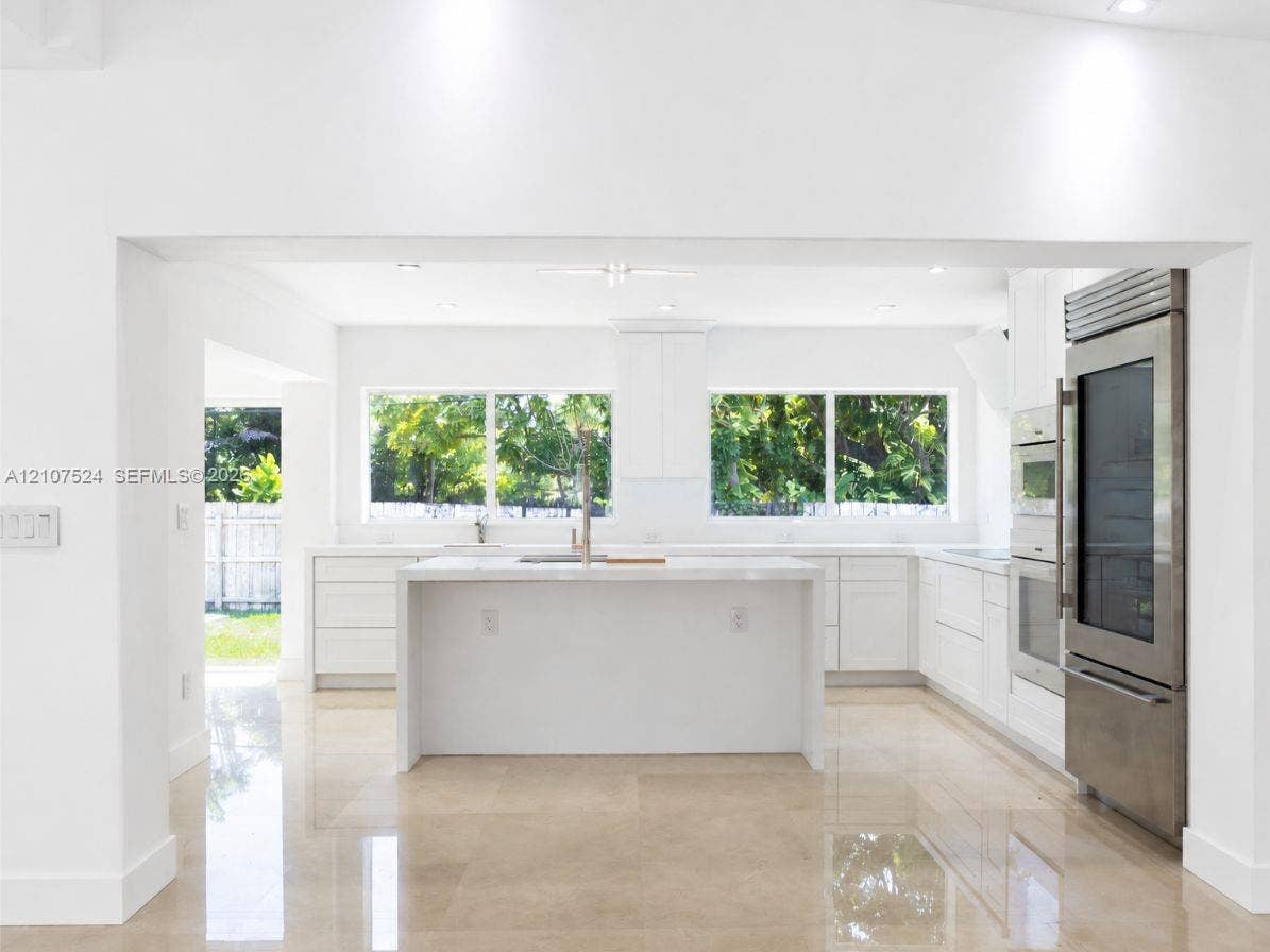 310 190th Street, Sunny Isles Beach, Sunny Isles Beach, FL 33160 Photo 3