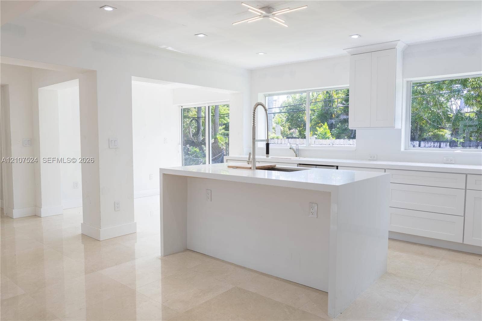 310 190th Street, Sunny Isles Beach, Sunny Isles Beach, FL 33160 Photo 4