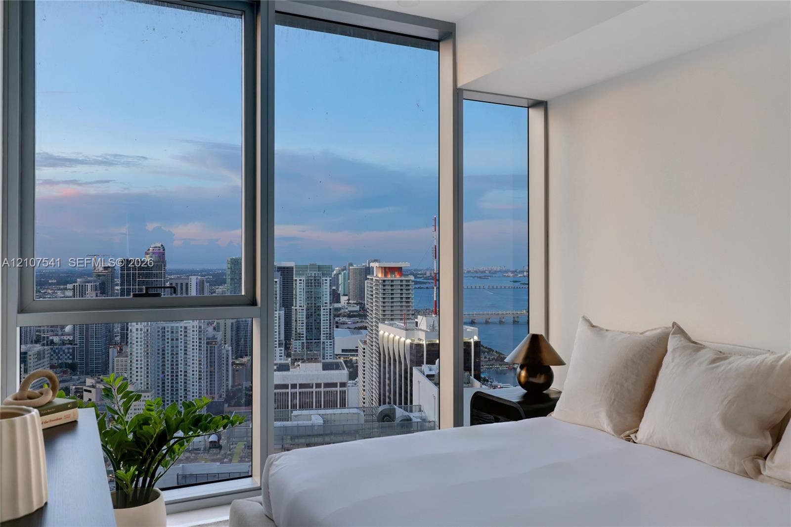300 Biscayne Boulevard Way, #5108, Miami, Miami, FL 33131 Photo 9