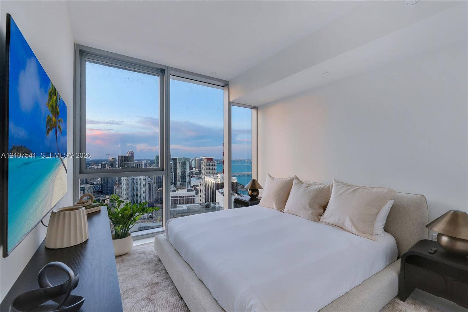 300 Biscayne Boulevard Way, #5108, Miami, Miami, FL 33131 Photo 8
