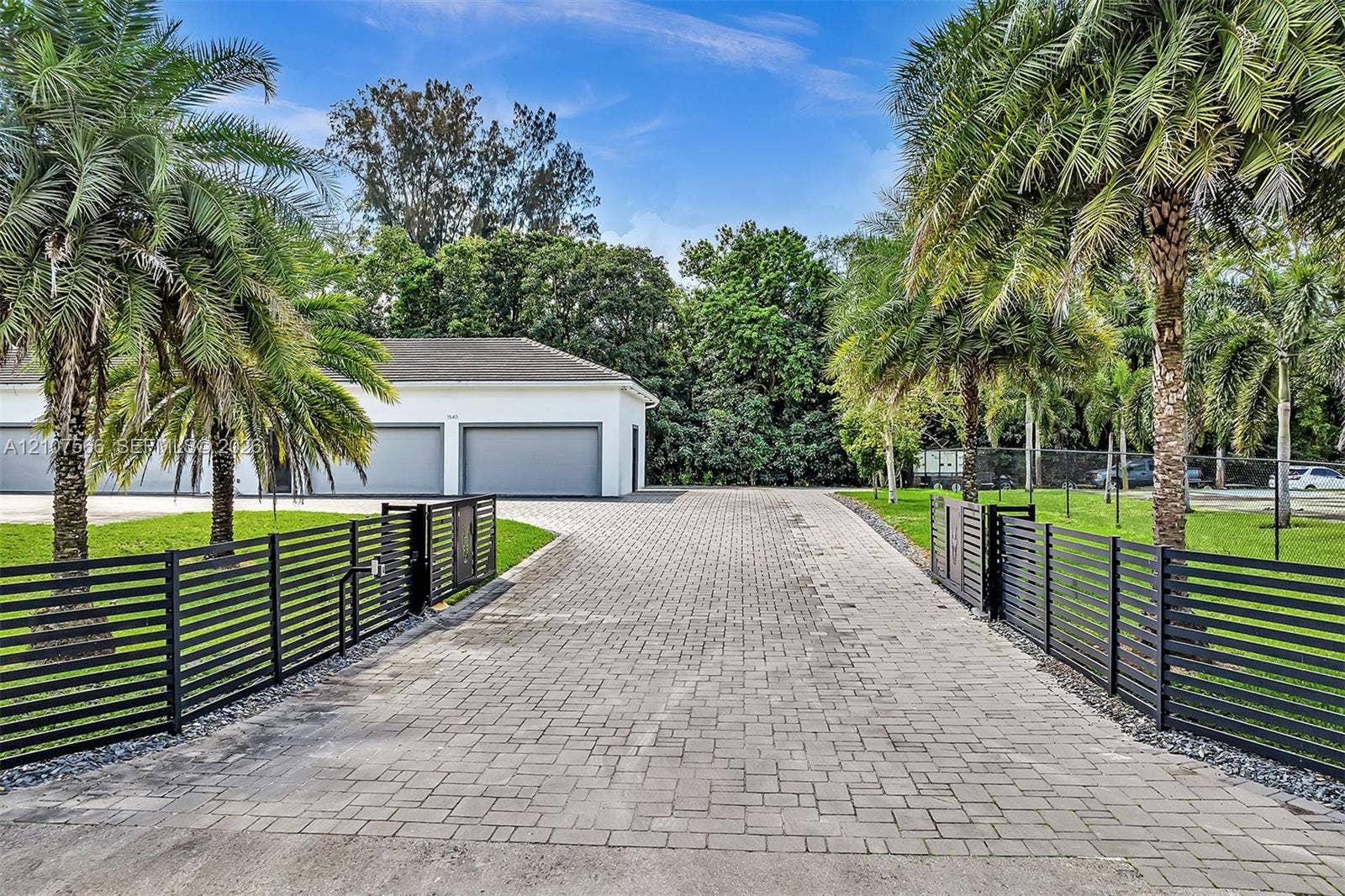 1540 SW 115th Avenue, Davie, FL 33325 Photo 8