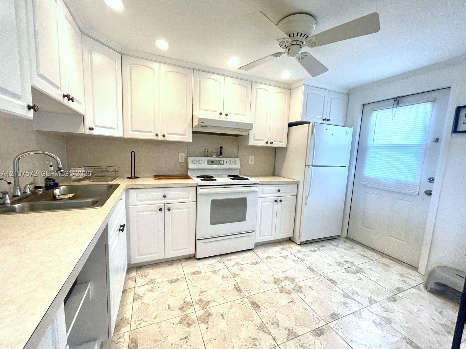 1425 Atlantic Shores Boulevard, #501, Hallandale Beach, FL 33009 Photo 5