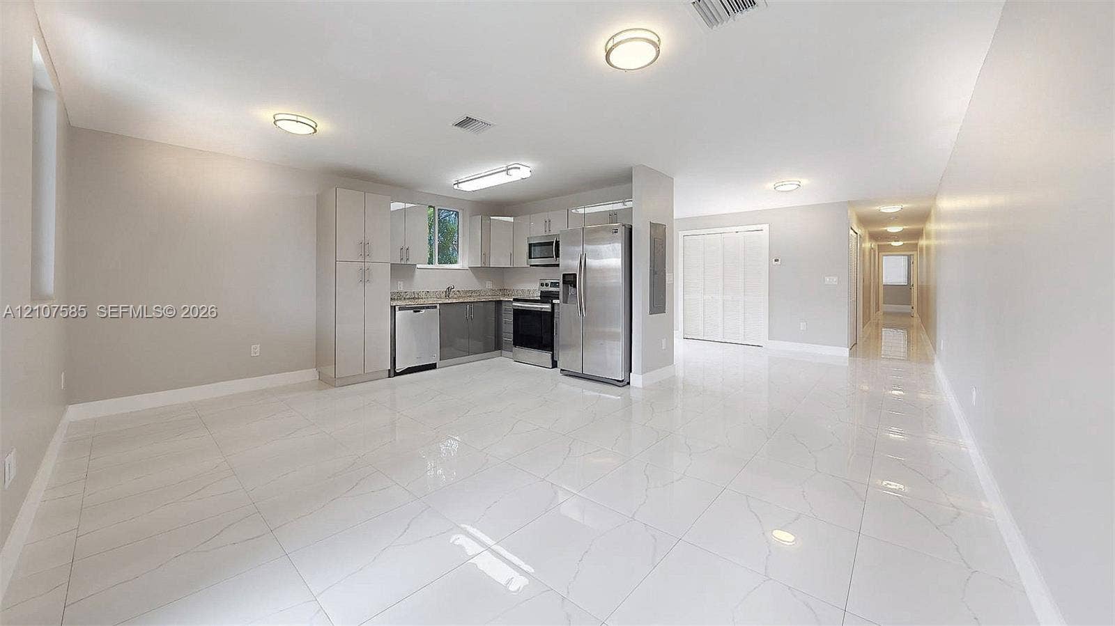 Kitchen/Dining