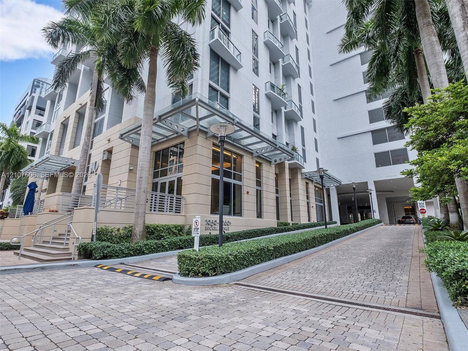 1060 Brickell Avenue, #2413, Miami, Miami, FL 33131 Photo 16