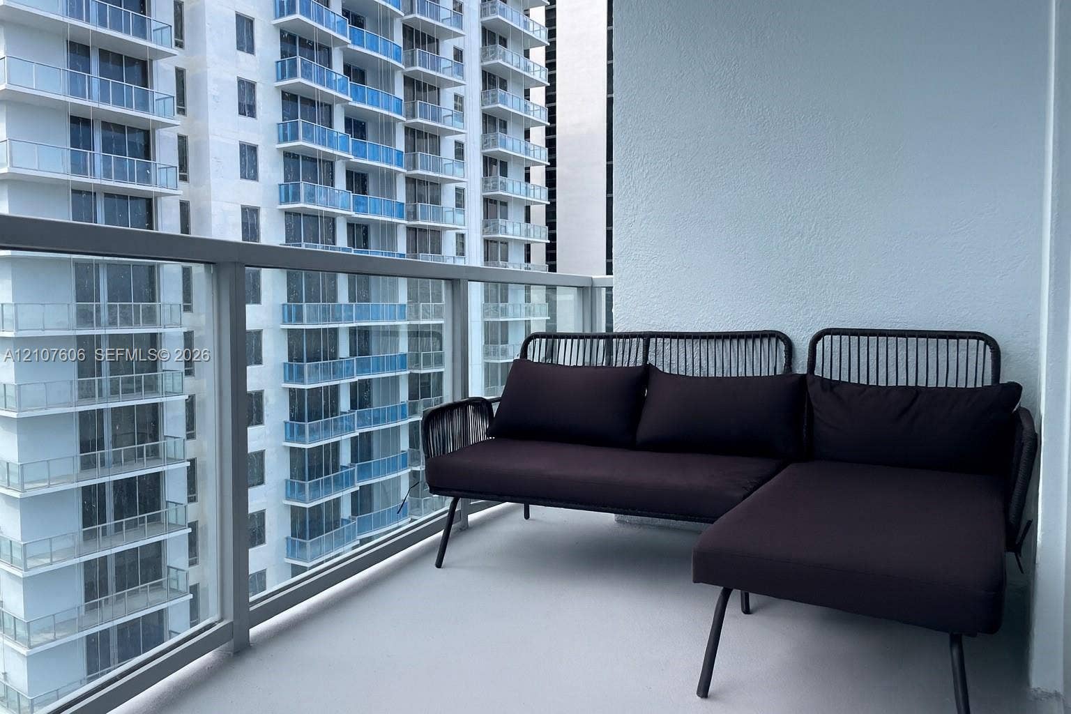 1060 Brickell Avenue, #2413, Miami, Miami, FL 33131 Photo 13