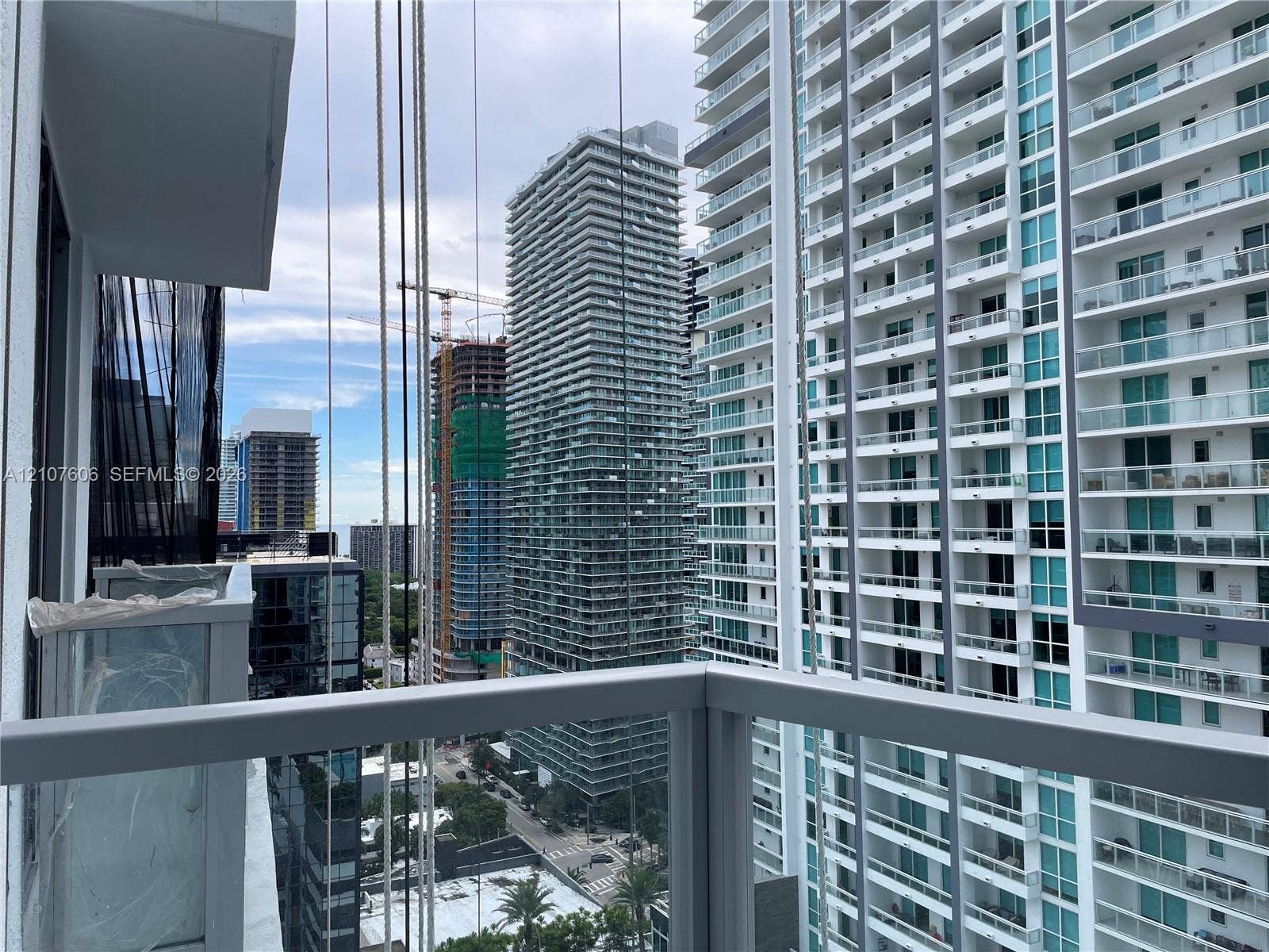 1060 Brickell Avenue, #2413, Miami, Miami, FL 33131 Photo 14