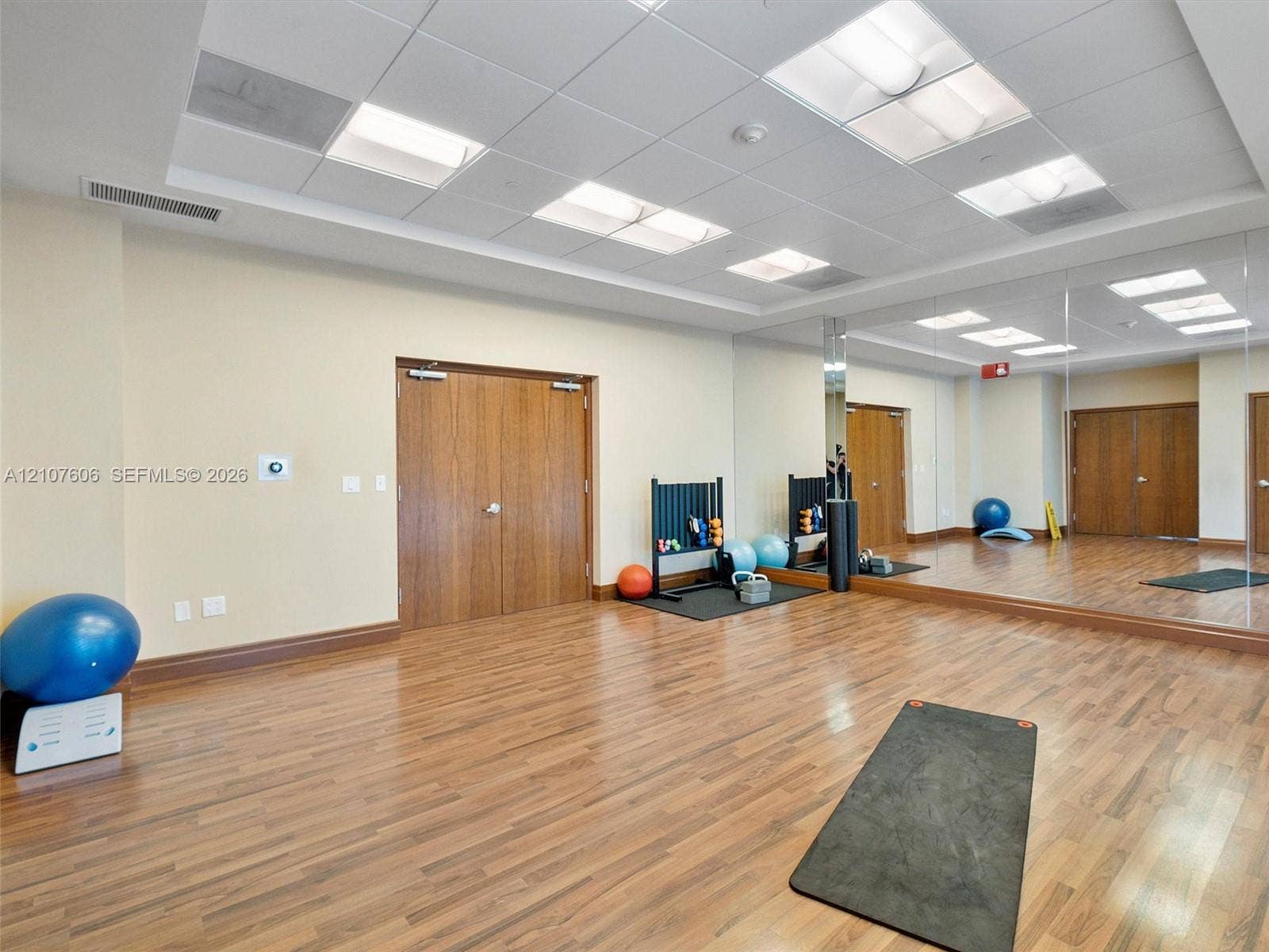 1060 Brickell Avenue, #2413, Miami, Miami, FL 33131 Photo 27