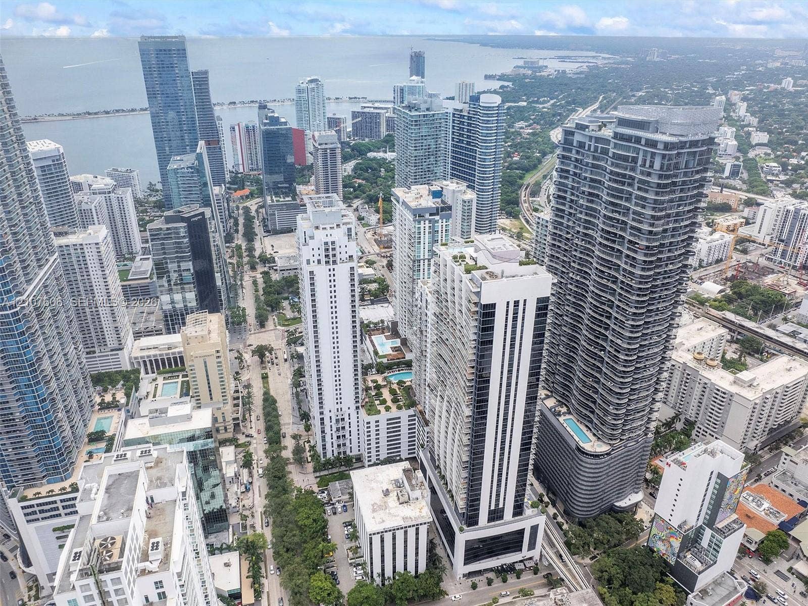 1060 Brickell Avenue, #2413, Miami, Miami, FL 33131 Photo 37