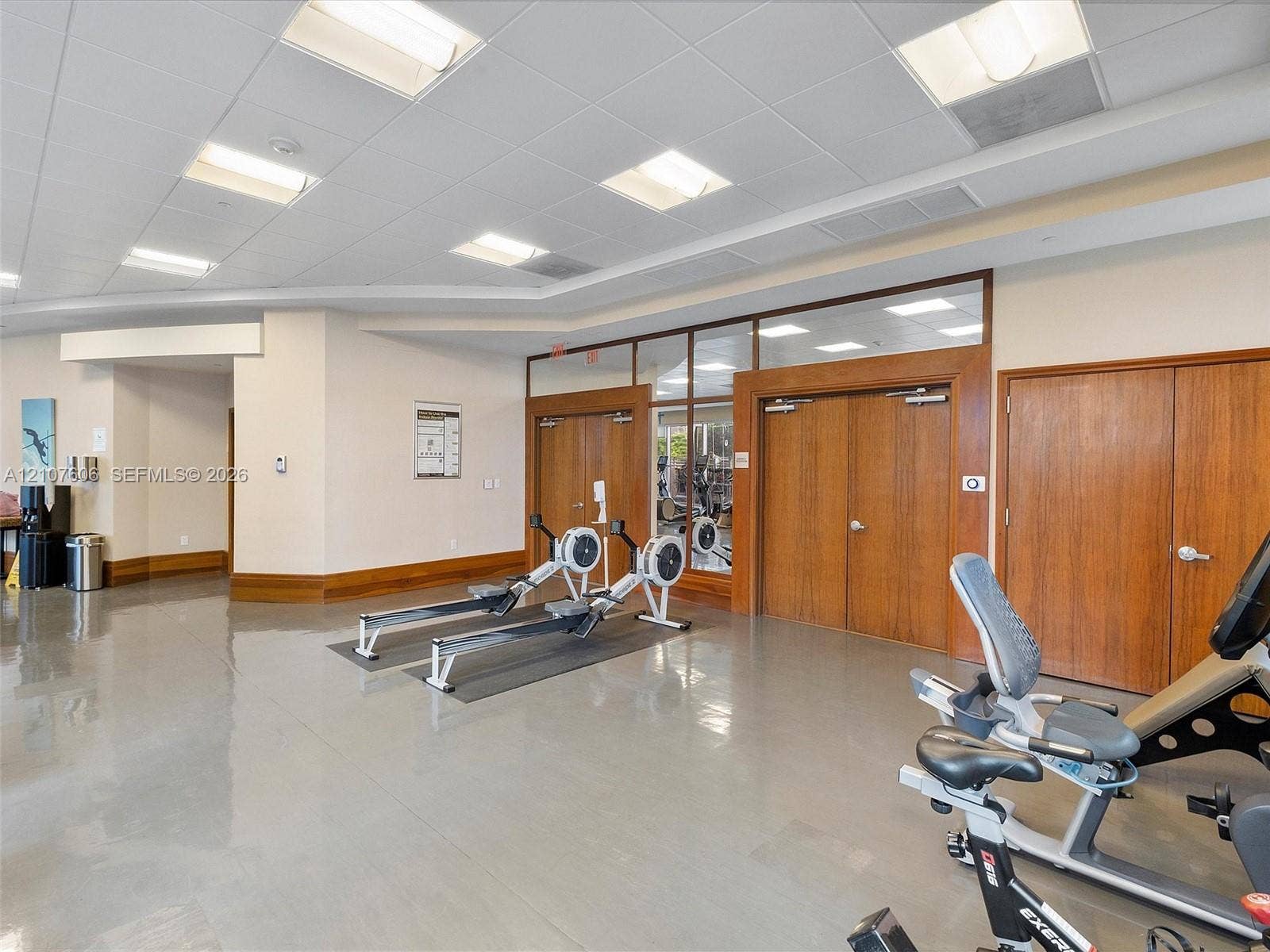 1060 Brickell Avenue, #2413, Miami, Miami, FL 33131 Photo 25