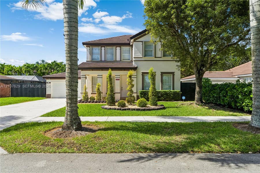 Property photo for 20076 SW 129th Avenue, Miami, FL