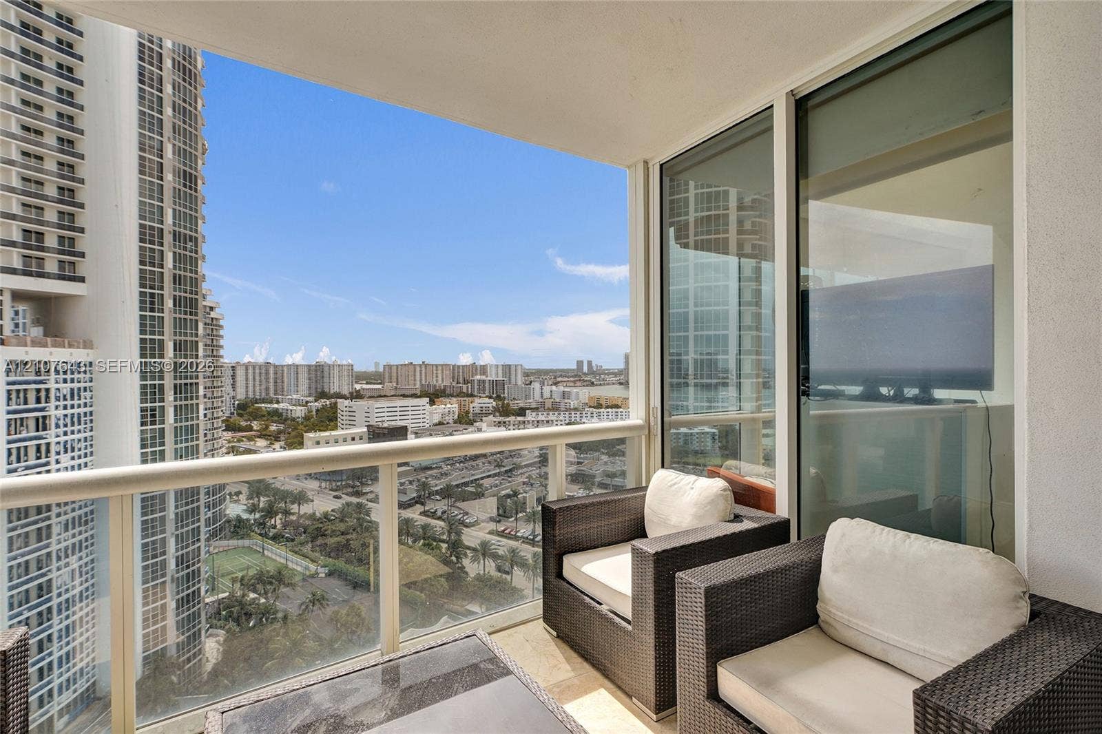 18201 Collins Avenue, #2007, Sunny Isles Beach, Sunny Isles Beach, FL 33160 Photo 31