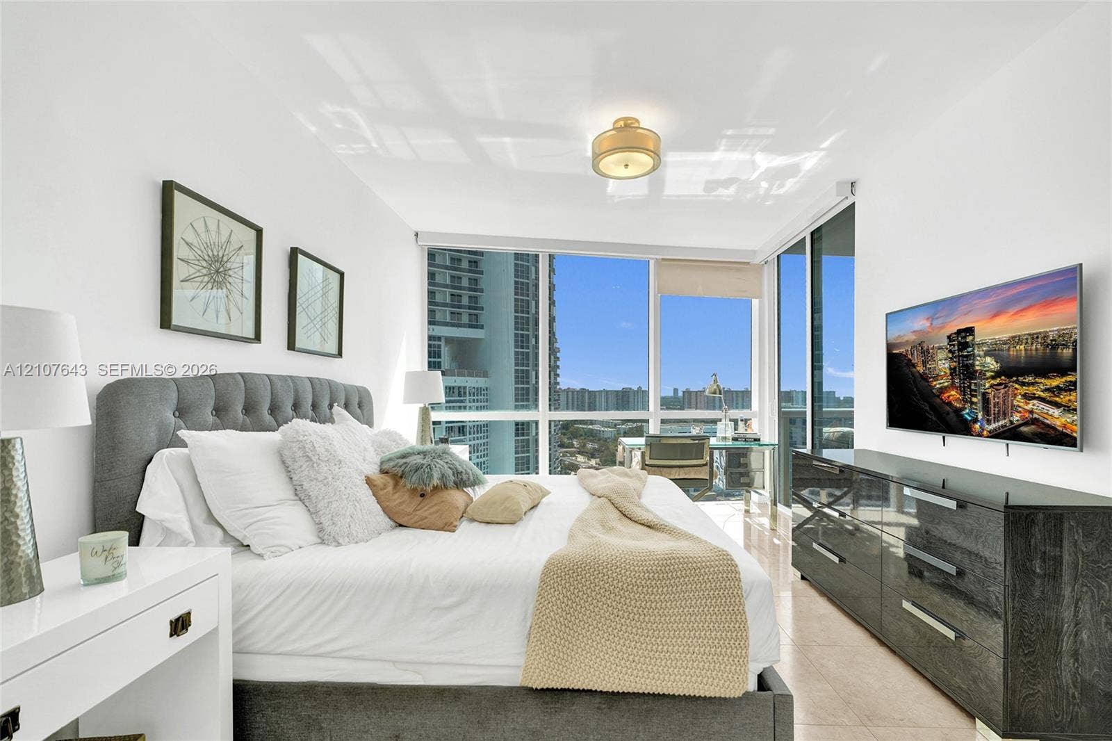 18201 Collins Avenue, #2007, Sunny Isles Beach, Sunny Isles Beach, FL 33160 Photo 17