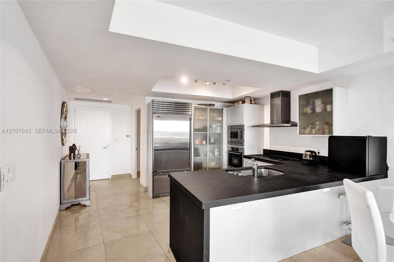 18201 Collins Avenue, #2007, Sunny Isles Beach, Sunny Isles Beach, FL 33160 Photo 14