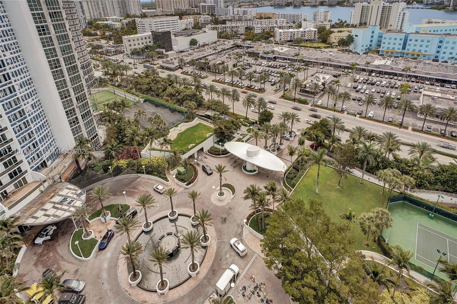 18201 Collins Avenue, #2007, Sunny Isles Beach, Sunny Isles Beach, FL 33160 Photo 37