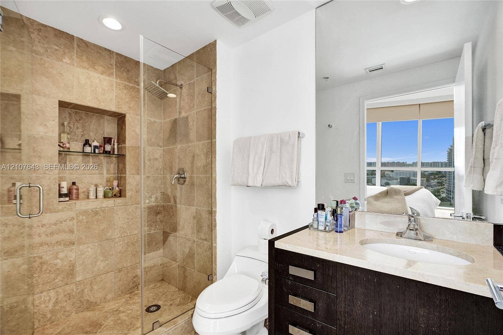 18201 Collins Avenue, #2007, Sunny Isles Beach, Sunny Isles Beach, FL 33160 Photo 29