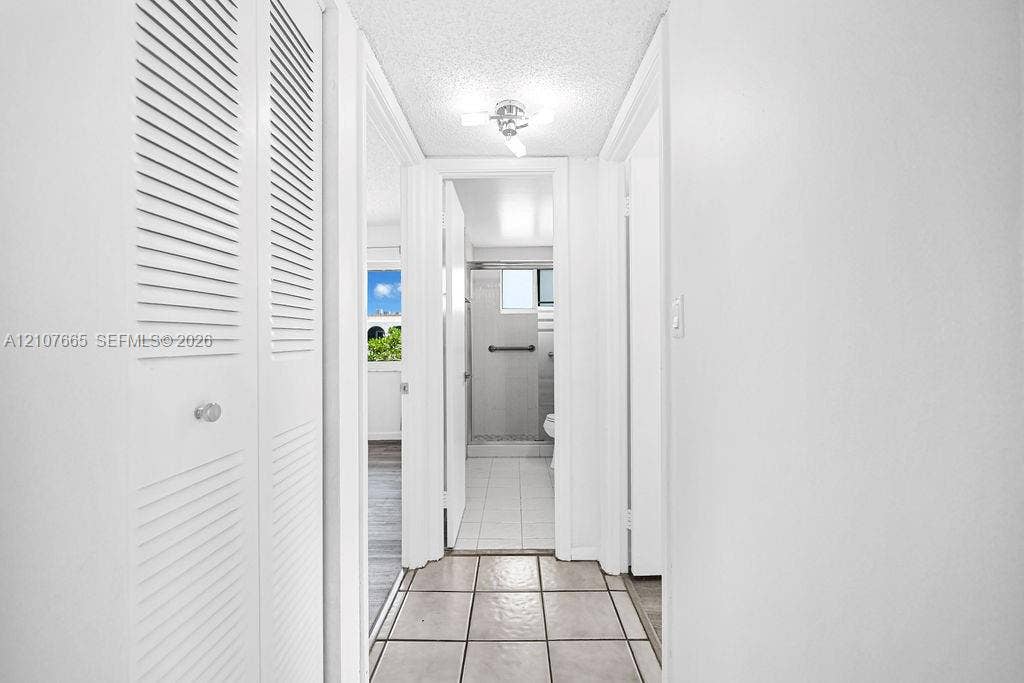 Hallway to bedrooms