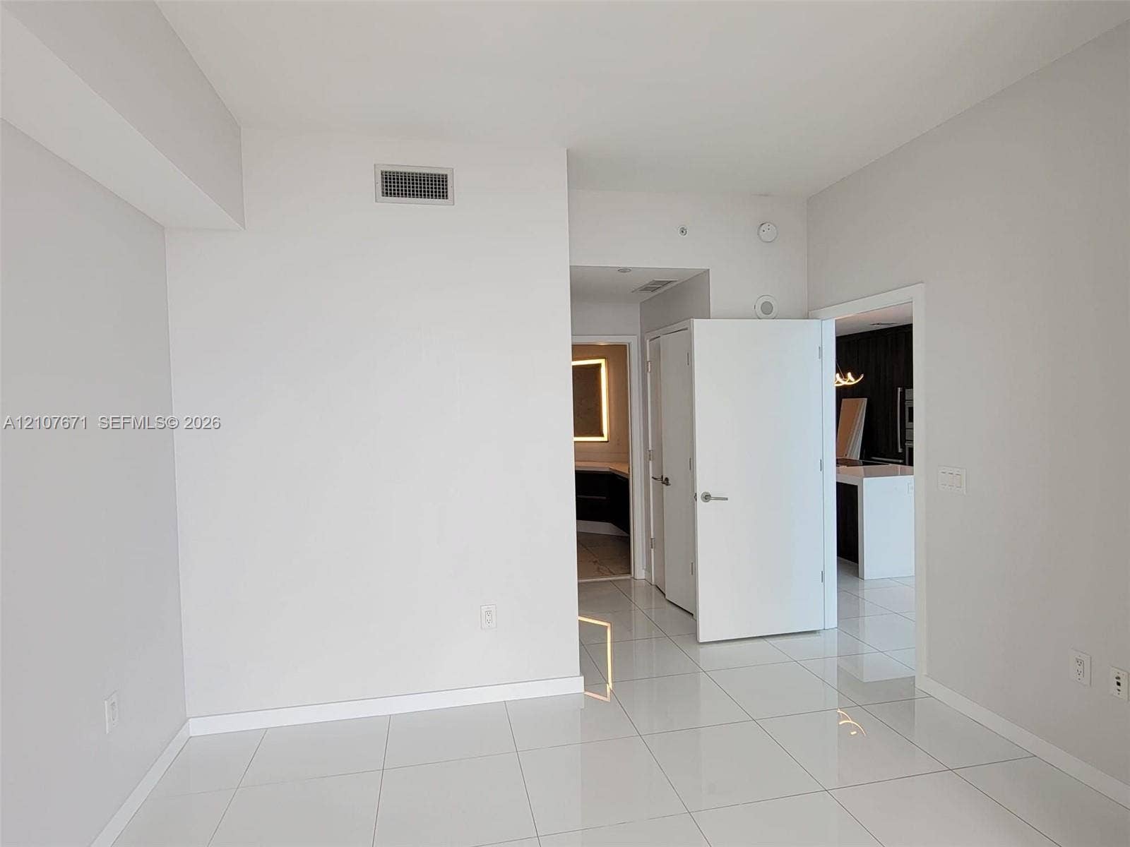 851 NE 1st Avenue, #4306, Miami, Miami, FL 33132 Photo 21