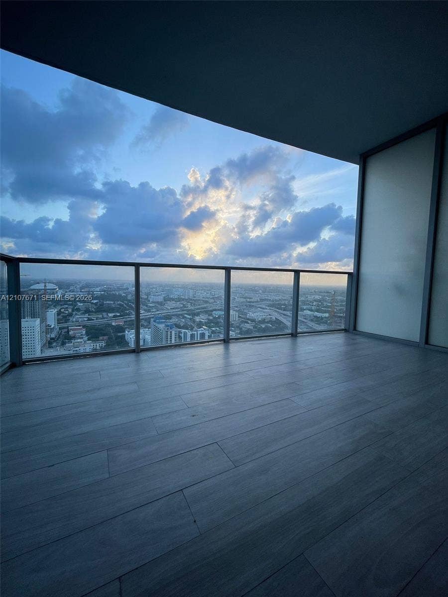 851 NE 1st Avenue, #4306, Miami, Miami, FL 33132 Photo 33