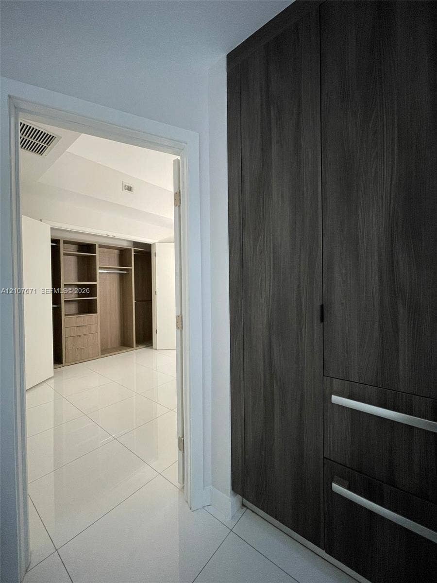 851 NE 1st Avenue, #4306, Miami, Miami, FL 33132 Photo 9