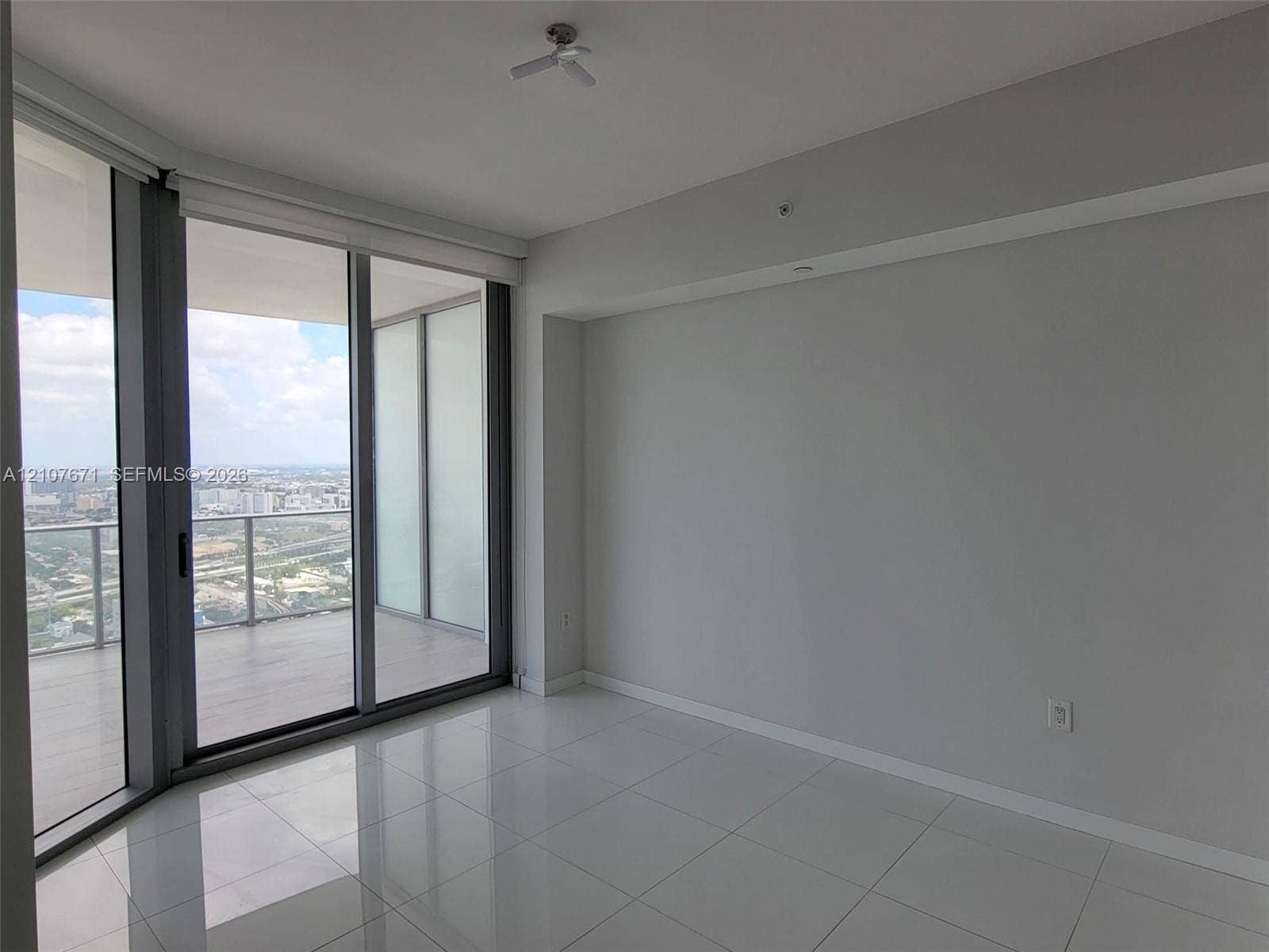 851 NE 1st Avenue, #4306, Miami, Miami, FL 33132 Photo 20