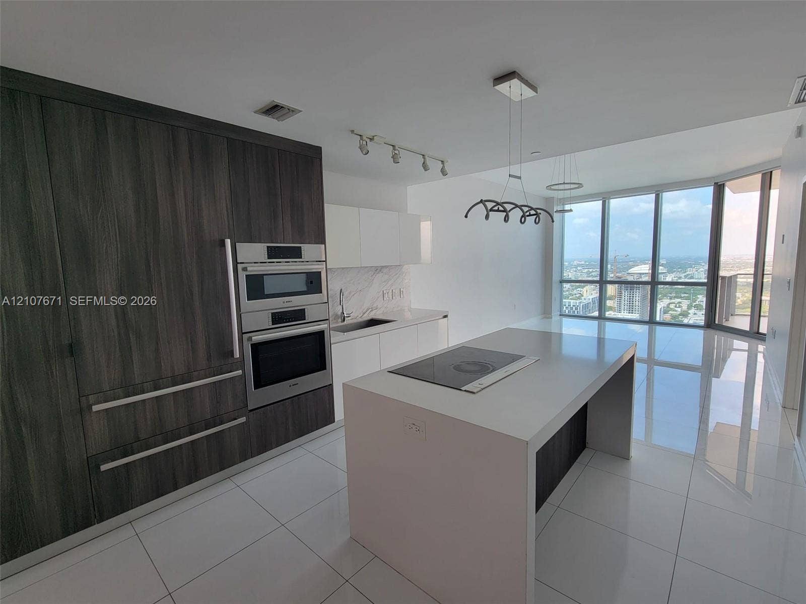 851 NE 1st Avenue, #4306, Miami, Miami, FL 33132 Photo 6
