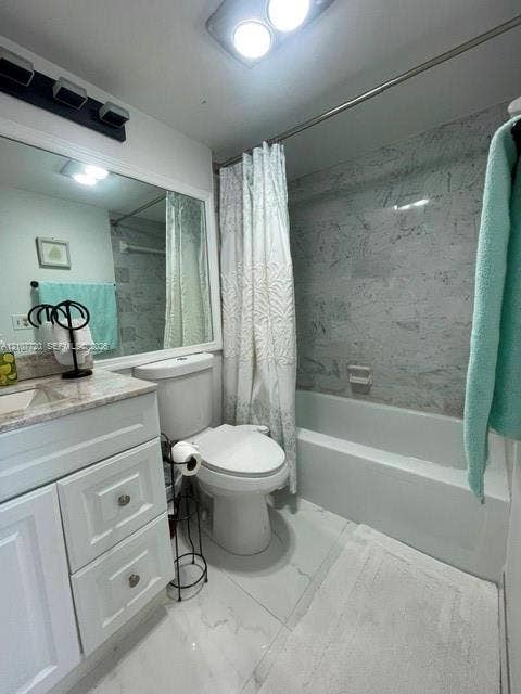 8921 S Hollybrook Boulevard, #204, Pembroke Pines, FL 33025 Photo 22