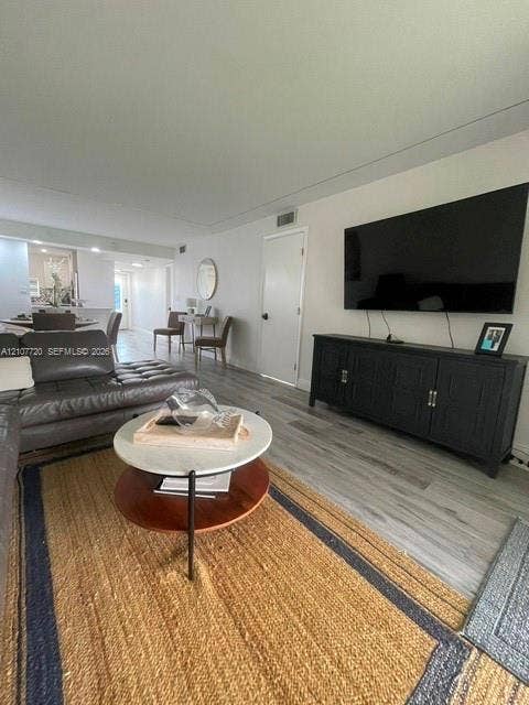 8921 S Hollybrook Boulevard, #204, Pembroke Pines, FL 33025 Photo 10