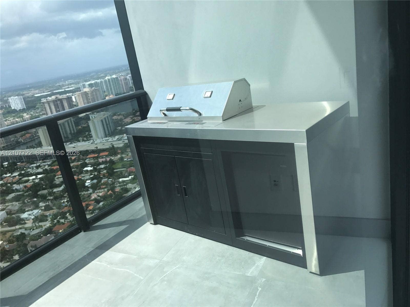 18555 Collins Avenue, #4604, Sunny Isles Beach, Sunny Isles Beach, FL 33160 BBQ