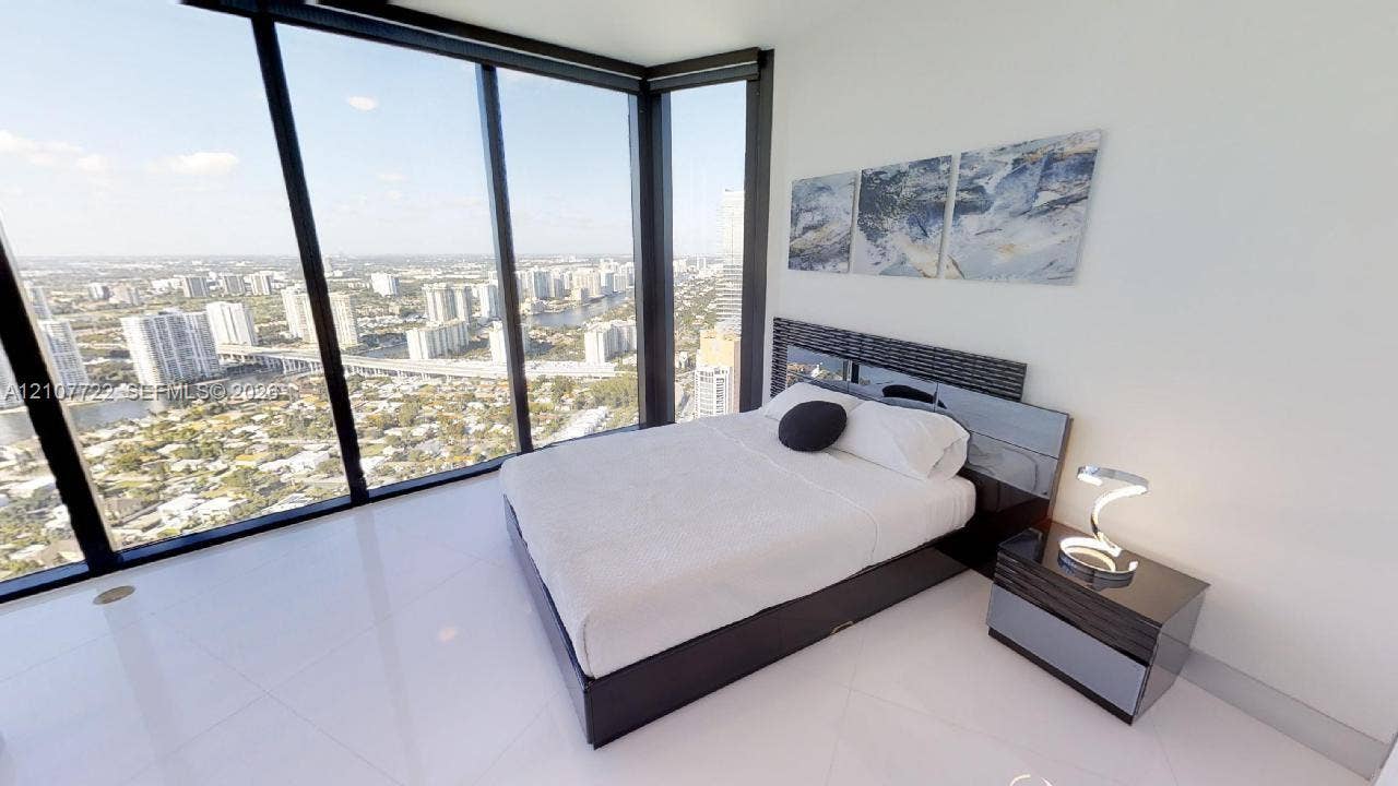 18555 Collins Avenue, #4604, Sunny Isles Beach, Sunny Isles Beach, FL 33160 1st floor bedroom