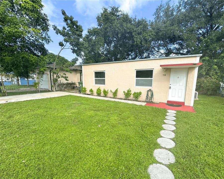 Property photo for 730 NW 15th Terrace, Fort Lauderdale, FL