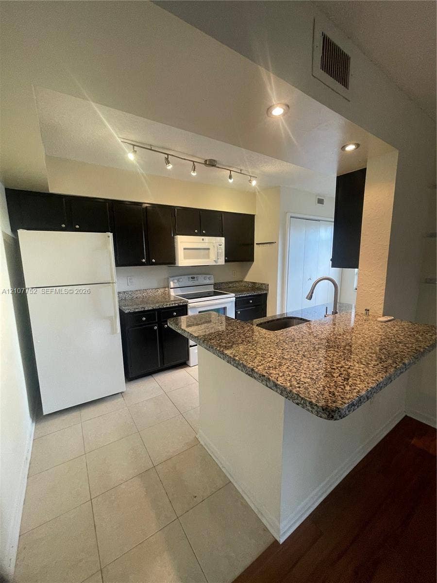 Property photo for 2831 N Oakland Forest Drive, #211, Oakland Park, FL