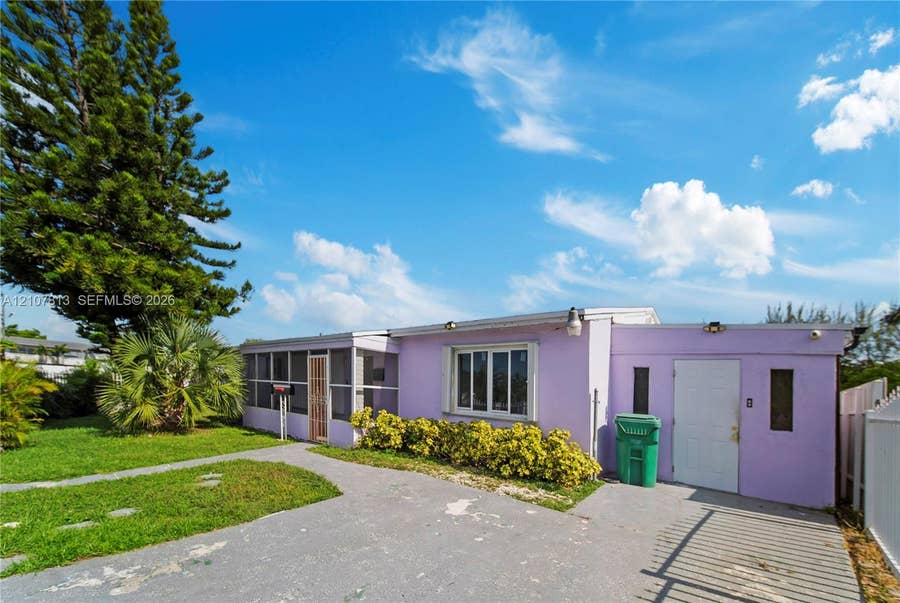 Property photo for Miami Gardens, FL