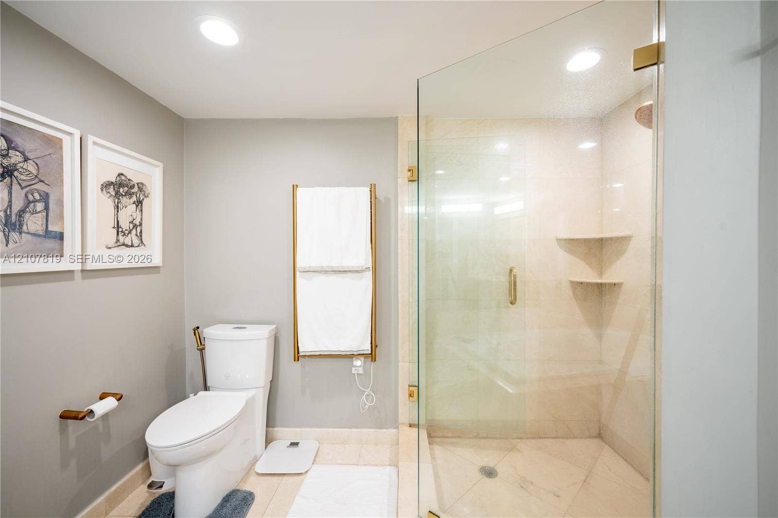 Main bathroom