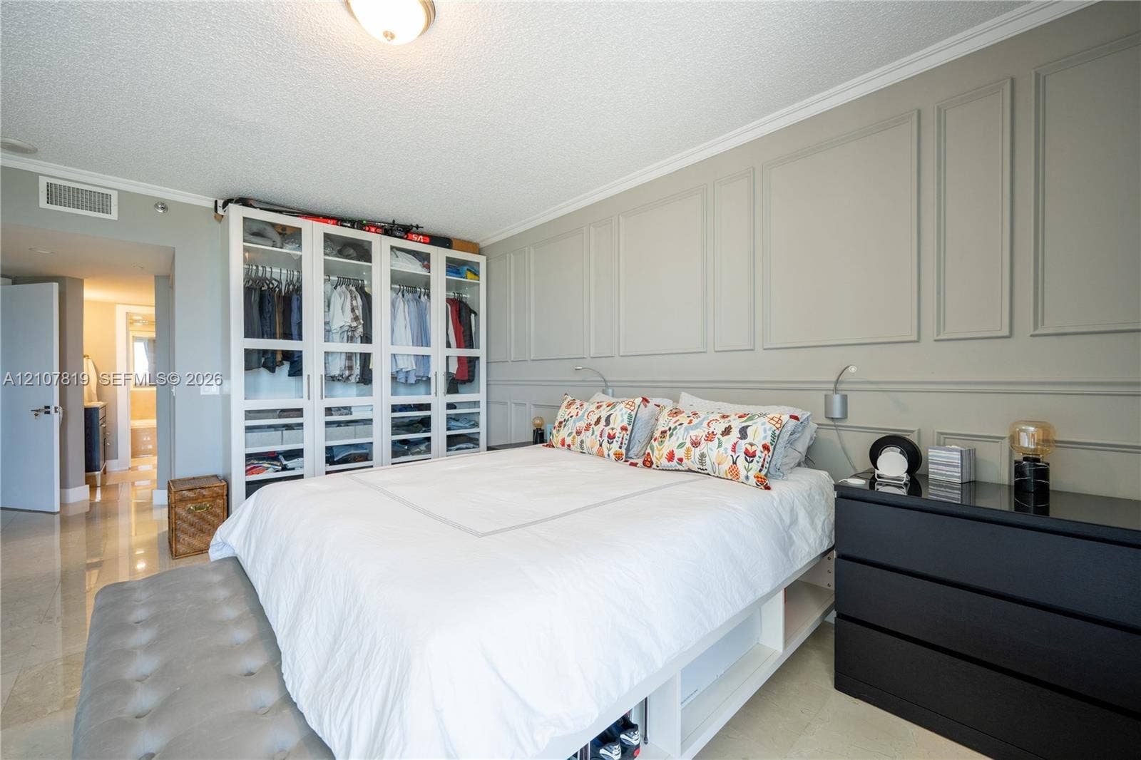 Main Bedroom (will be rented without furniture)