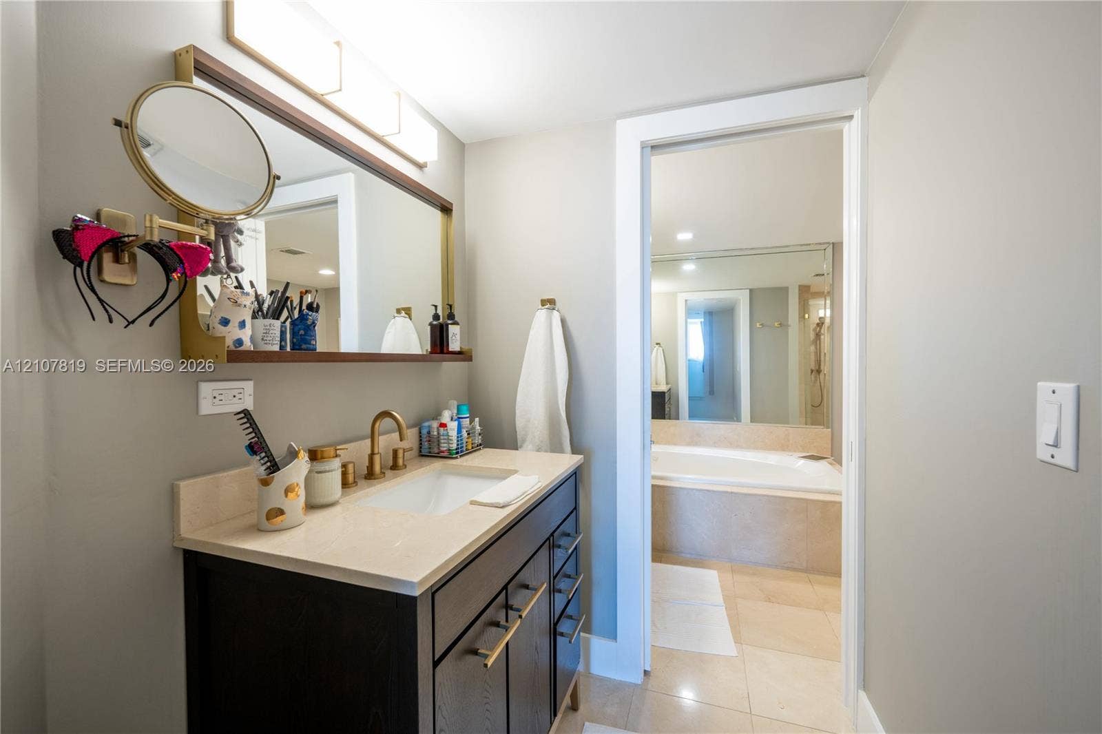 Main bathroom