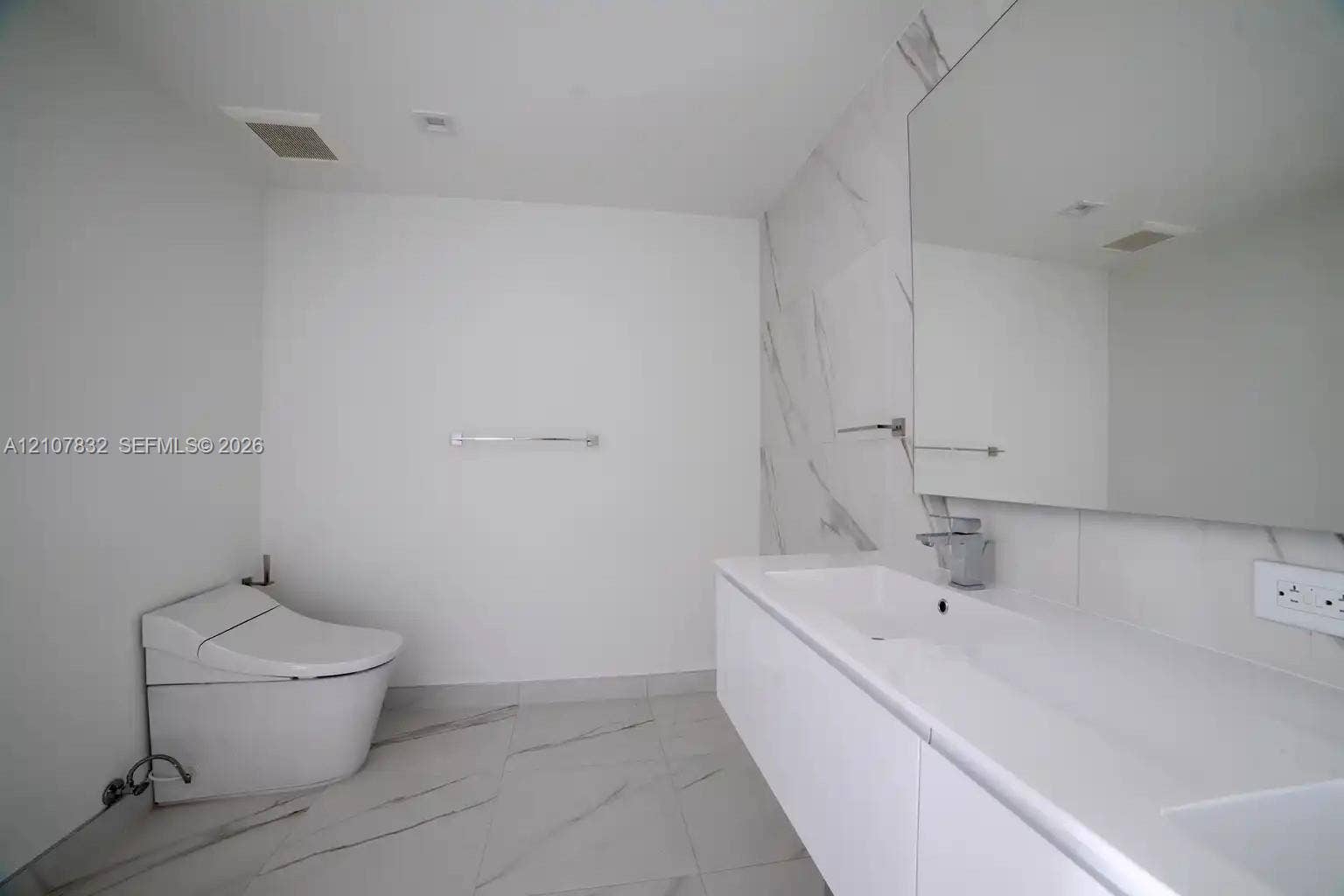 1170 E Hallandale Beach Boulevard, #1012, Hallandale Beach, FL 33009 Photo 9