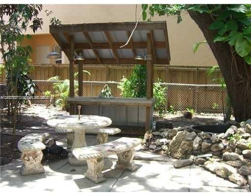 845 SW 11th Court, Fort Lauderdale, Fort Lauderdale, FL 33315 Photo 18