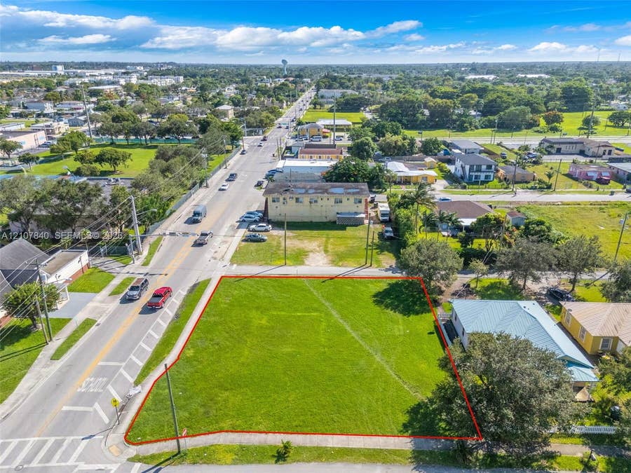 Property photo for 604 SW 6th Avenue, Homestead, FL