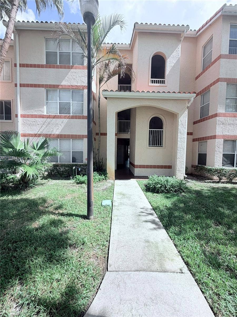 Property photo for 3450 N Pinewalk Drive N, #438, Margate, FL