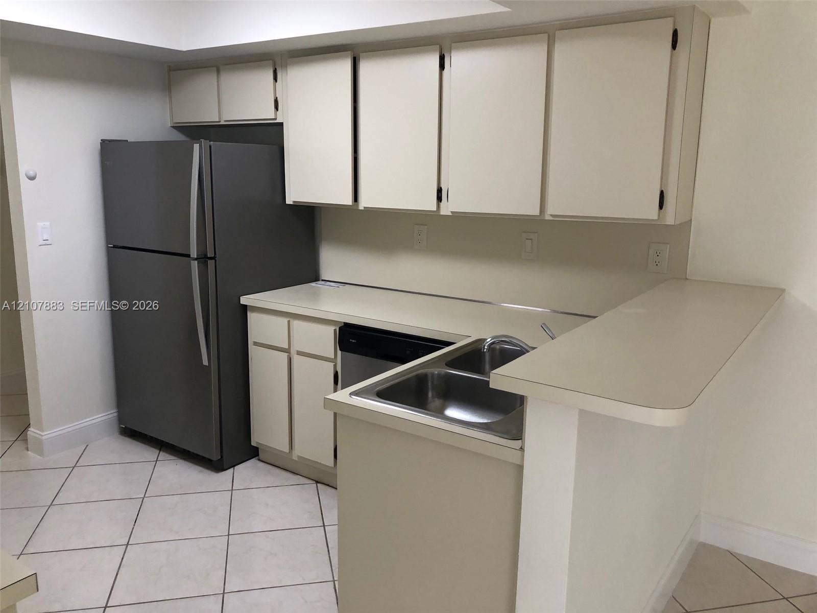 9044 SW 112 Court, Miami, Miami, FL 33176 Photo 5