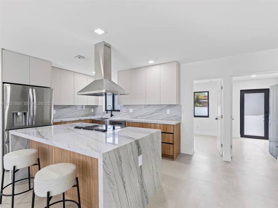 Property photo for 610 NE 164th Terrace, Miami, FL