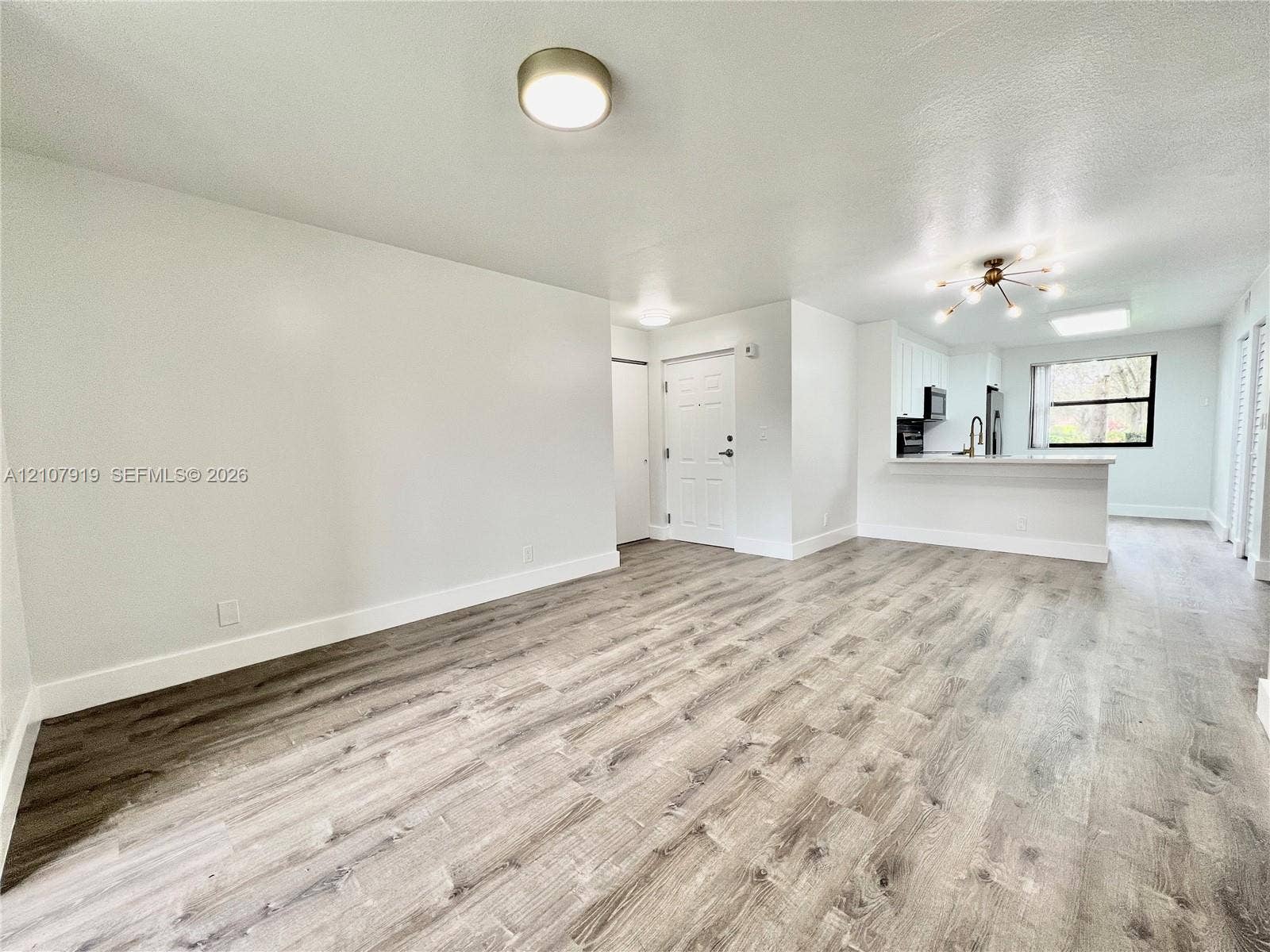 10105 W Sunrise Boulevard, #101, Plantation, Plantation, FL 33322 Photo 14