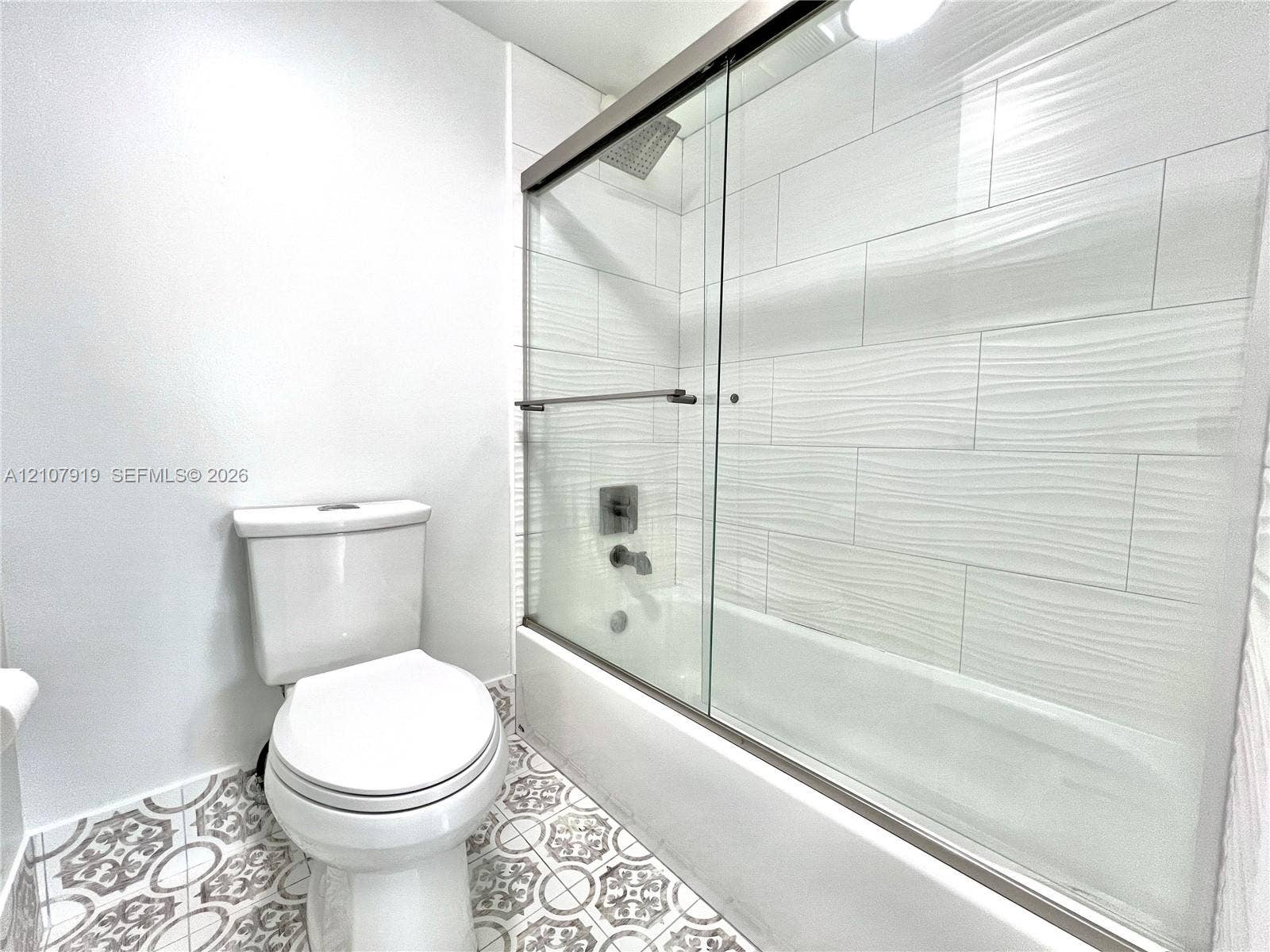 10105 W Sunrise Boulevard, #101, Plantation, Plantation, FL 33322 Master Bath