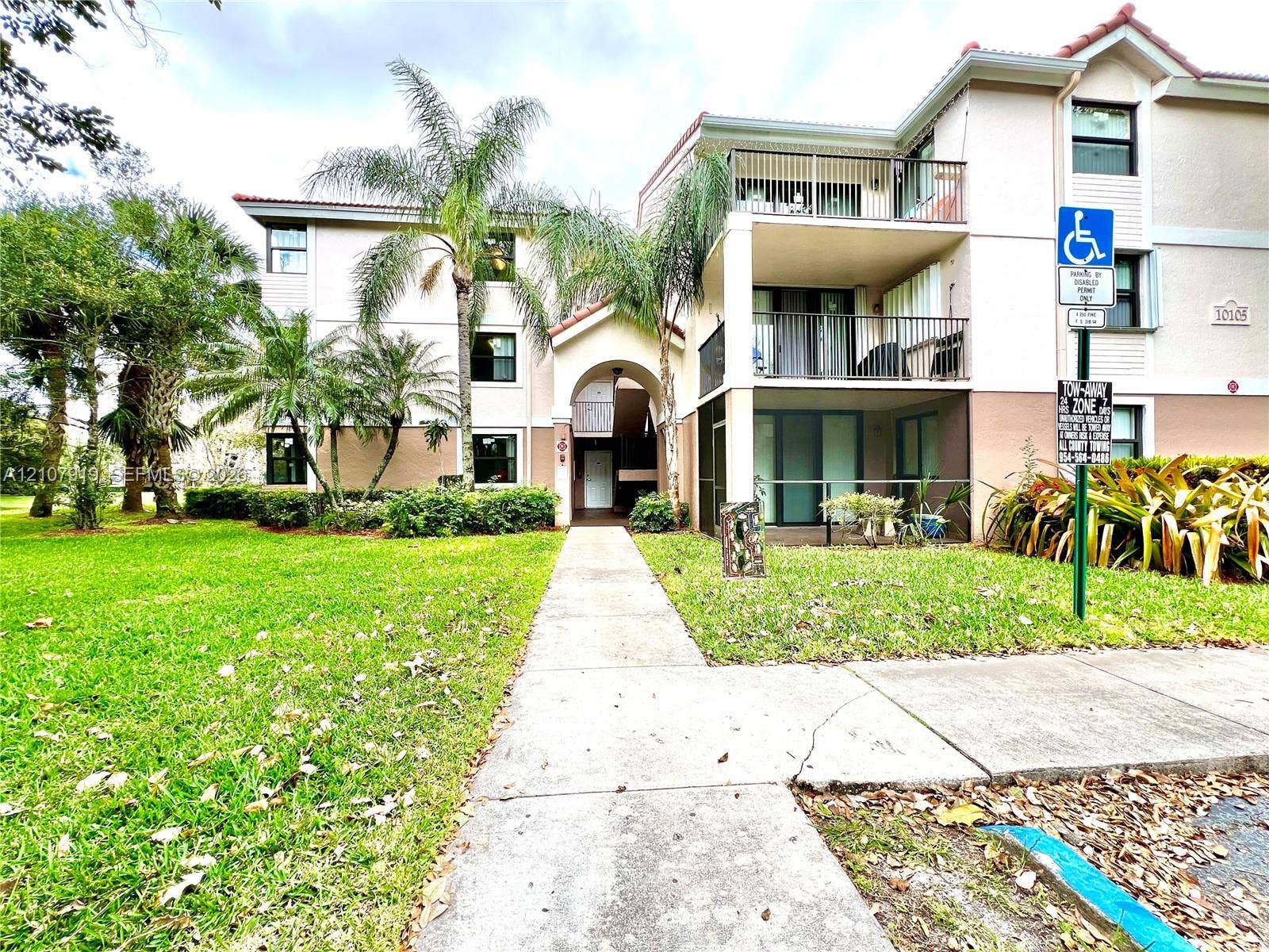 10105 W Sunrise Boulevard, #101, Plantation, Plantation, FL 33322 Photo 10